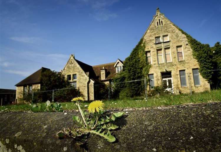 The old part of Grantham Hospital.