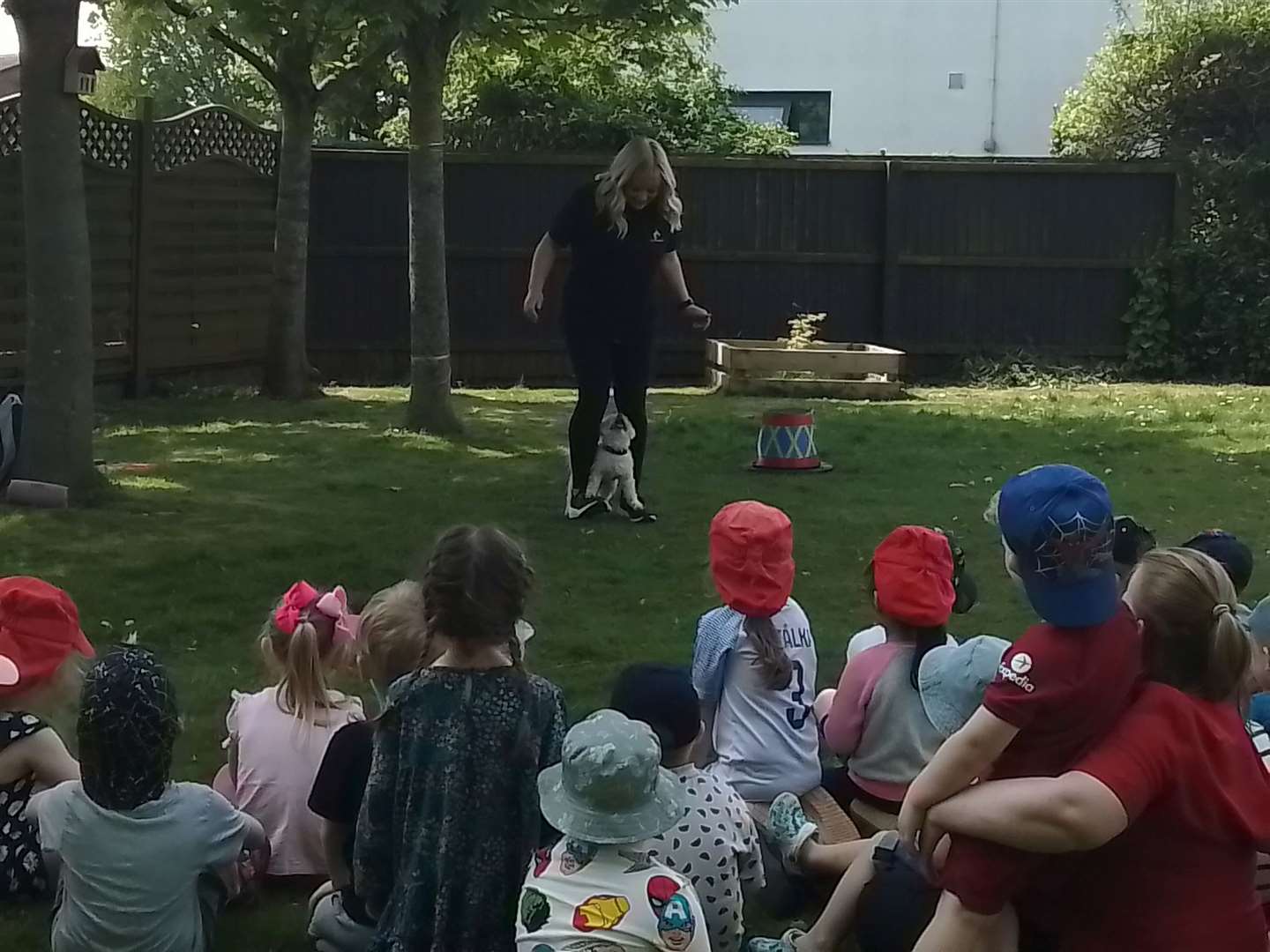 Lucy performing for the children at Children's 1st @ Grantham.