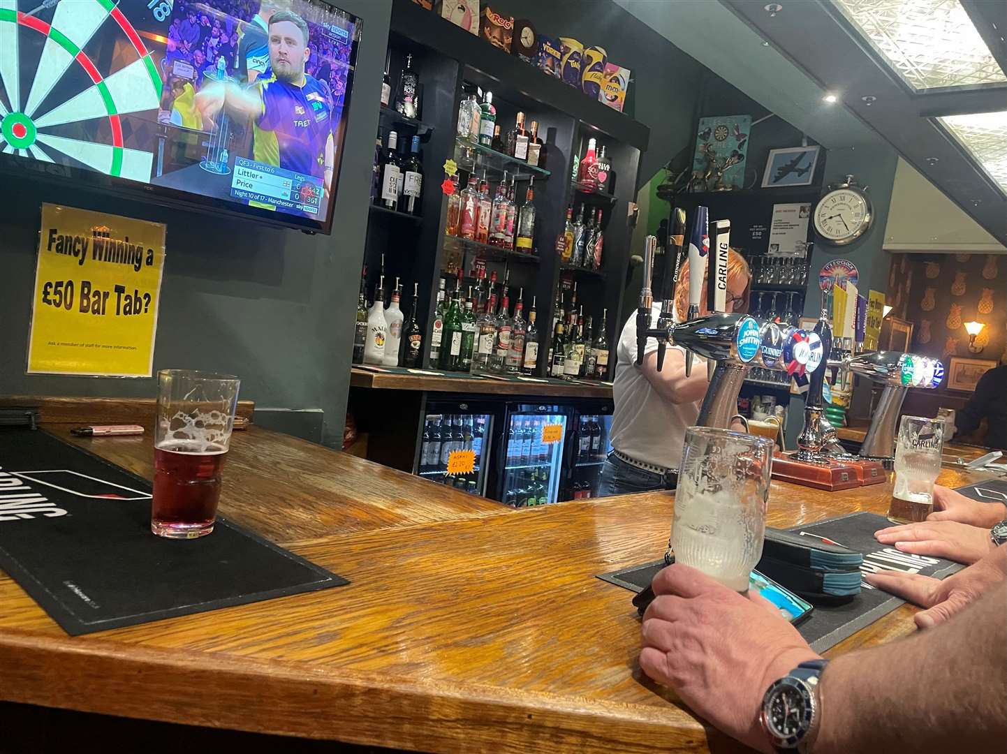 There was a queue at the bar