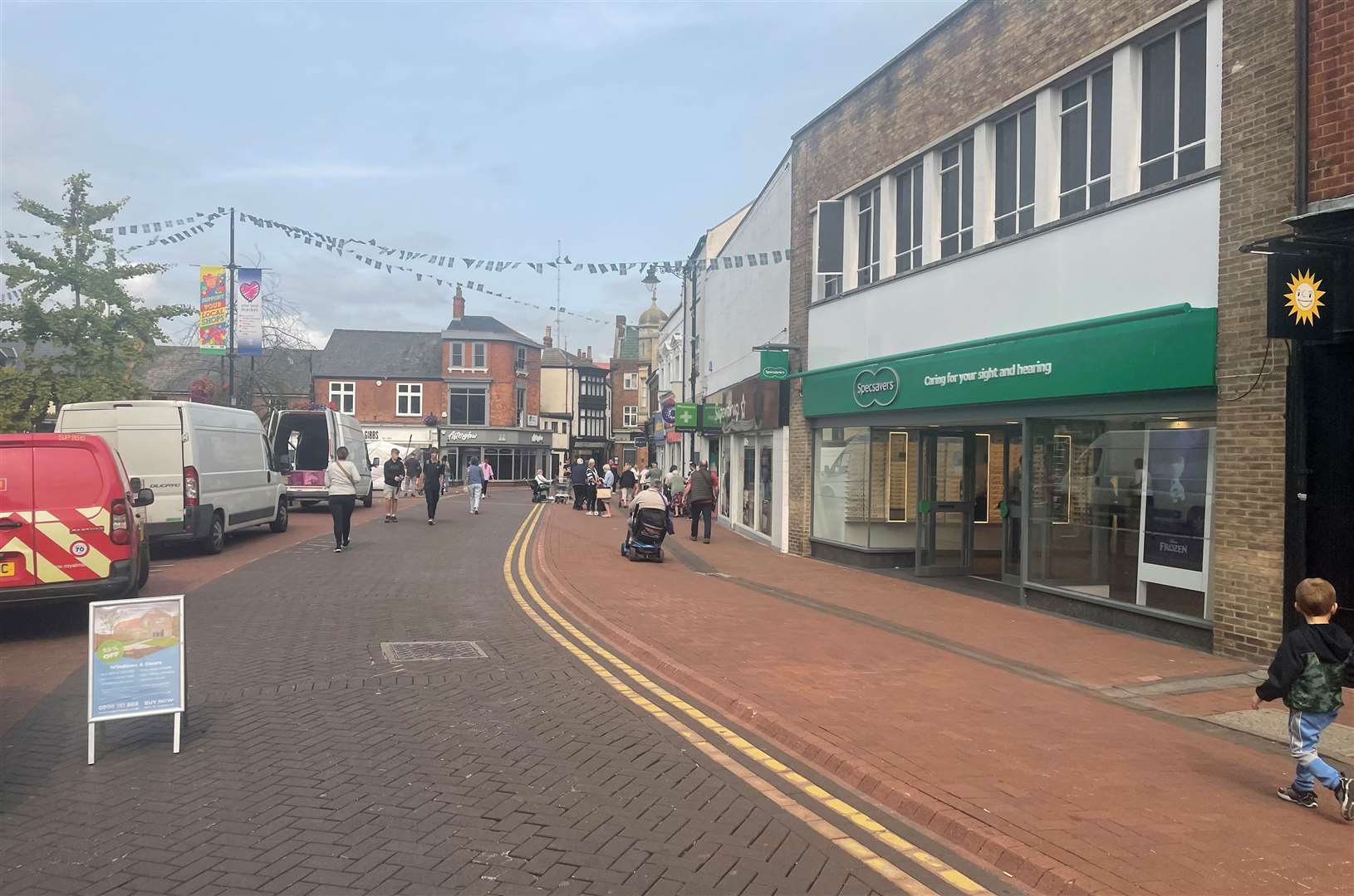 Spalding town centre, looking towards Hall Place