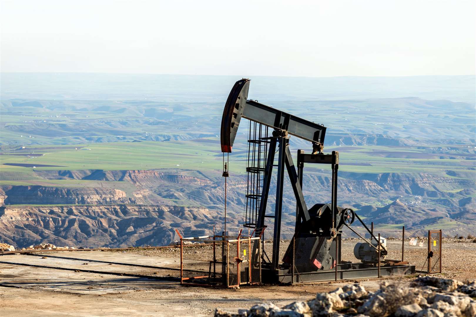 A campaigner has said they would “rather have a nodding donkey oil well in a single field than every field covered in solar panels”. Photo: istock