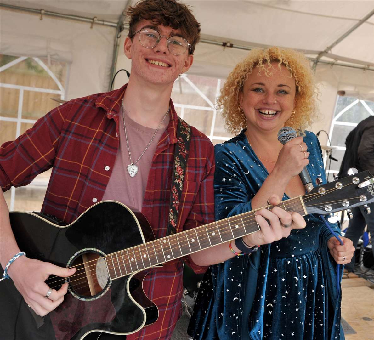 Danny Petherickand Rowena Roberts entertain
