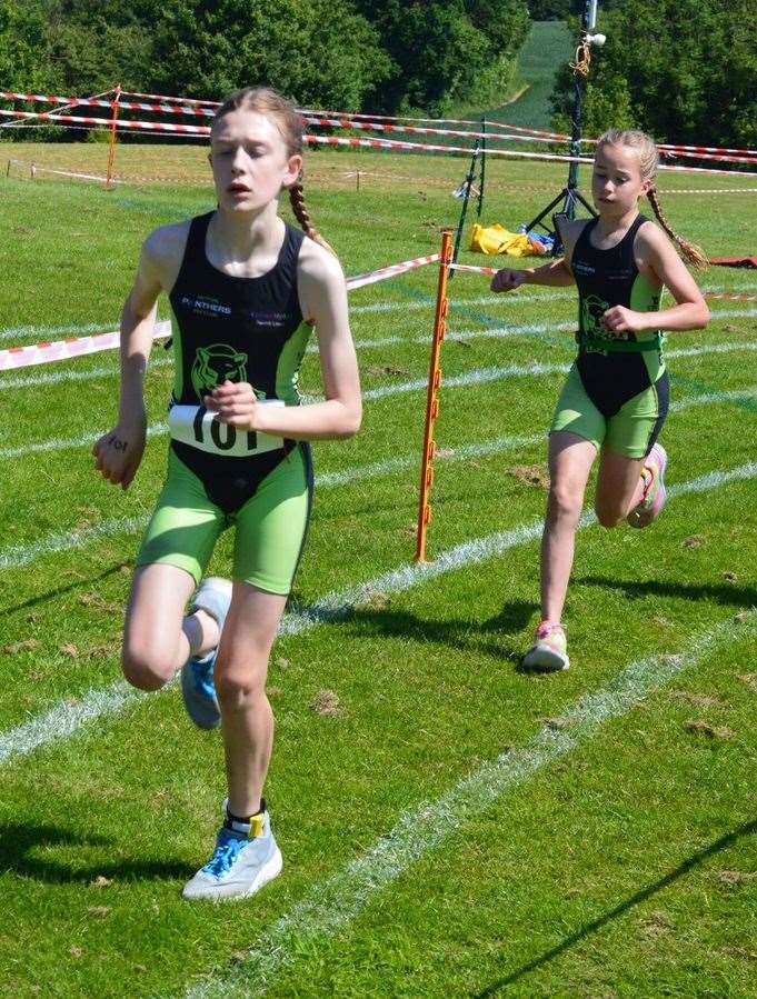 Ketton Panthers Gracie Dawson and Ophelia Goodale at the Derby Triathlon.