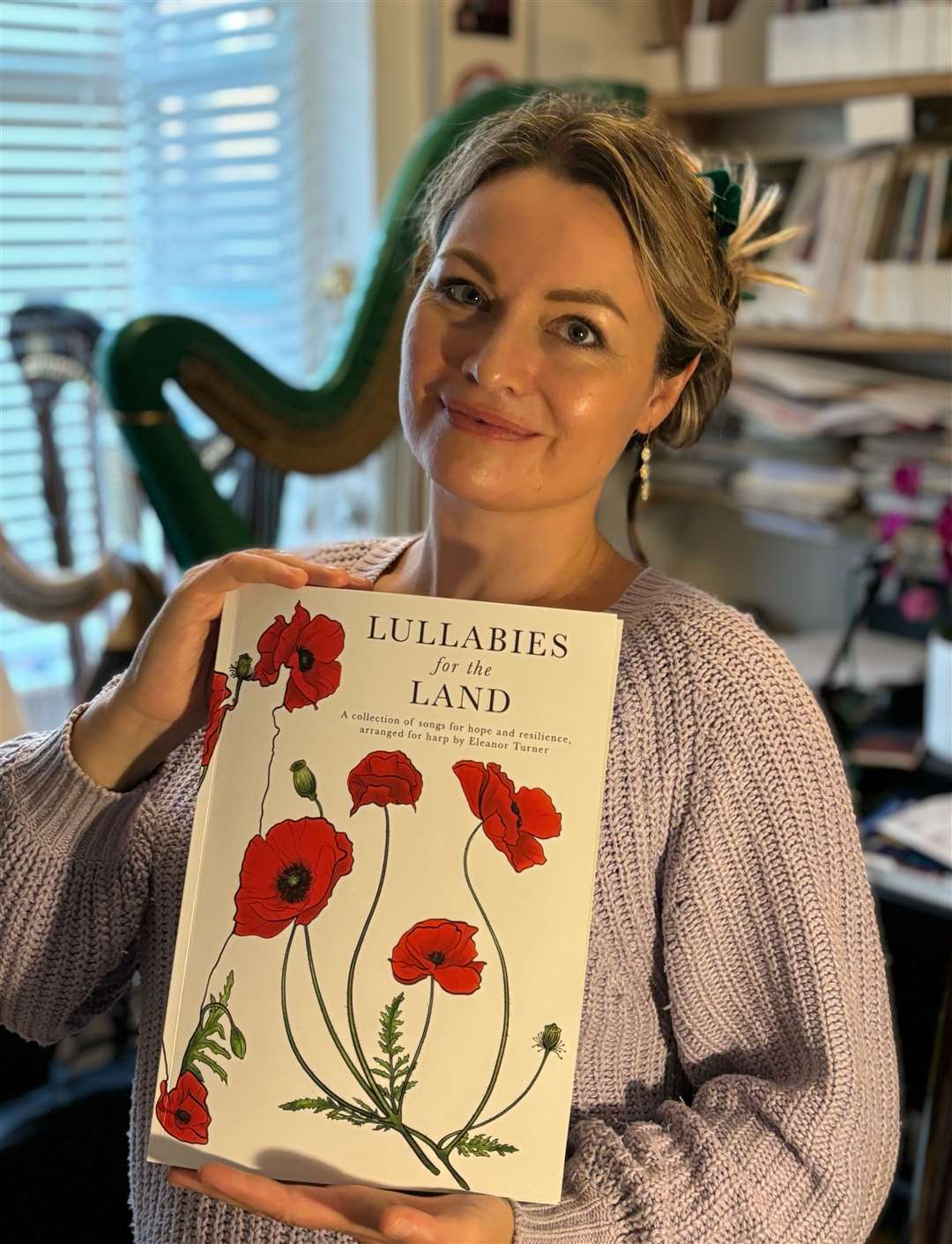 Eleanor Turner has published a new book to support charities in Palestine.