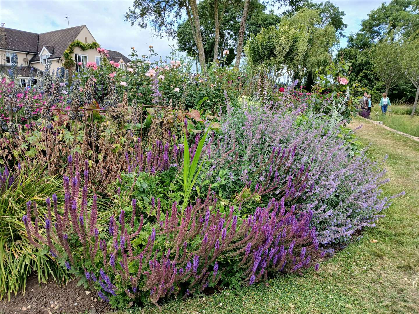 People could wander among the planted borders and beds