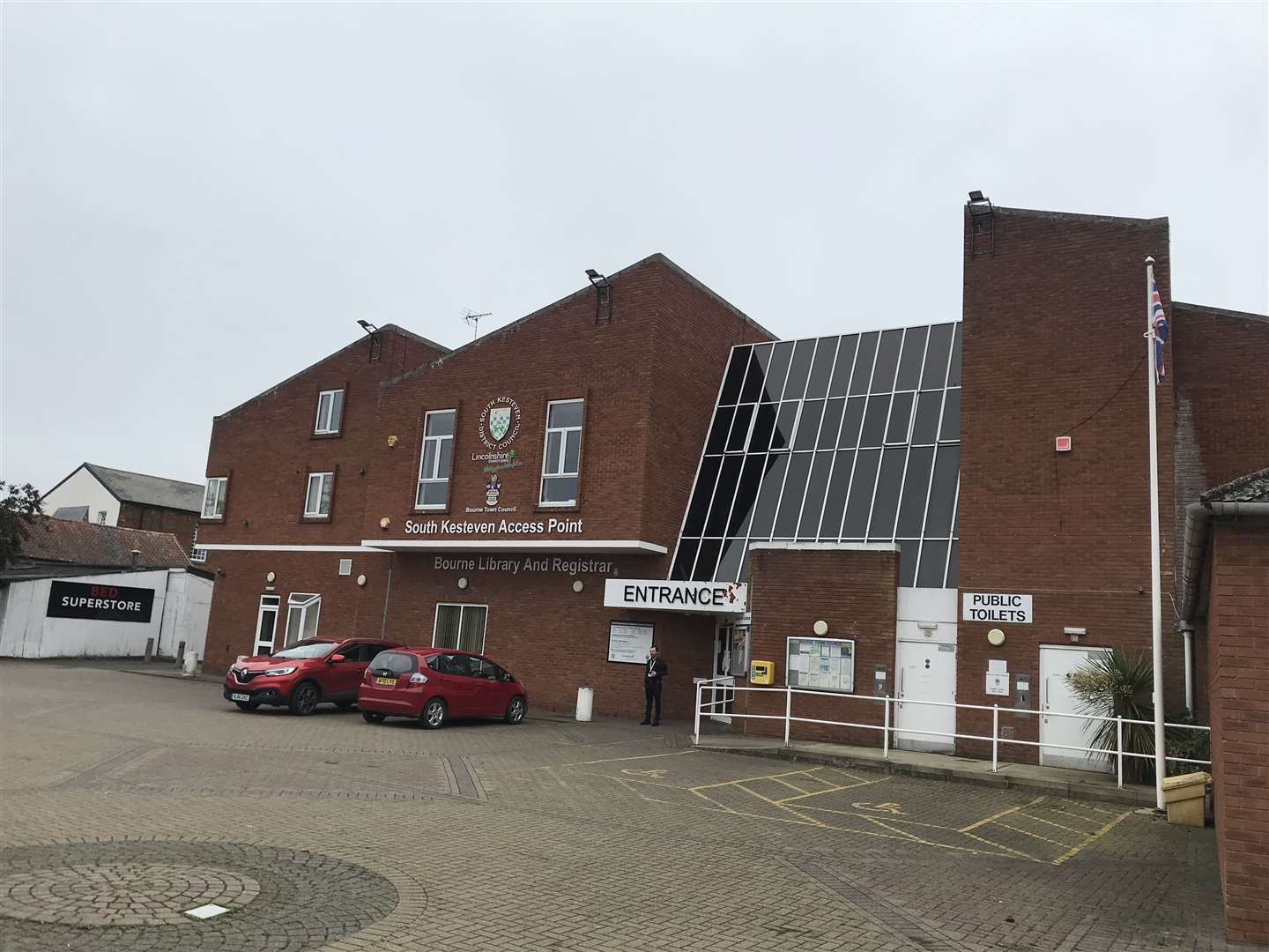 Bourne Library is located at the South Kesteven Community Access Point