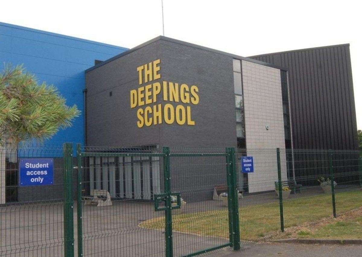 The Deepings School