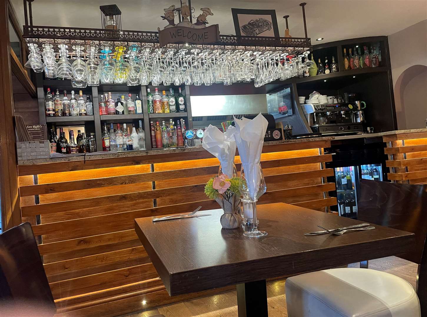 The bar at San Rufo's