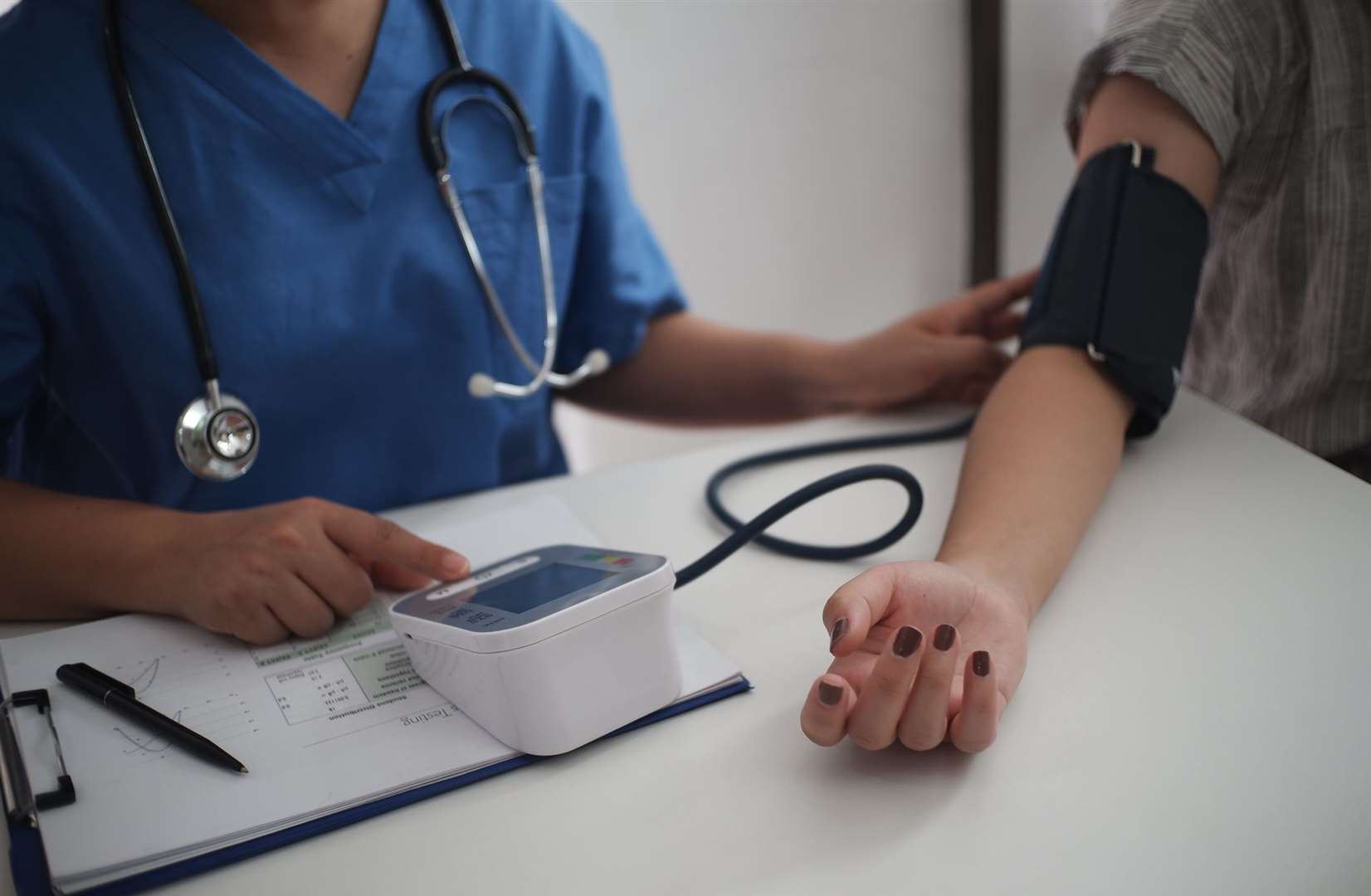 A blood pressure test. credit: istock/Supitnan Pimpisarn