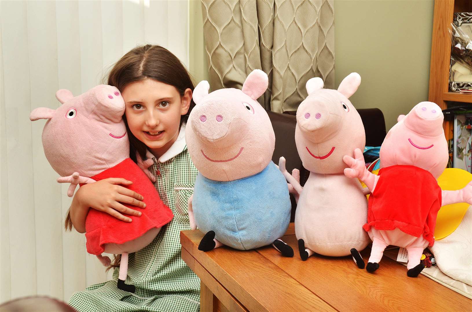 Eleanor Day (9) - Eleanor was named as Britain's biggest Peppa Pig Fan on This Morning. (1912001)