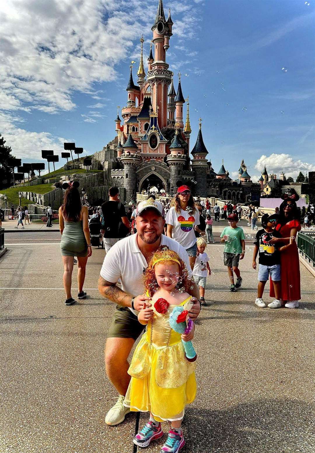 Daniel Lambert with daughter Ava at Disneyland Paris.