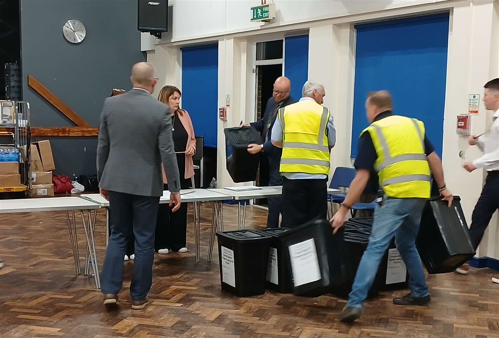 The first ballot boxes arrive at Casterton College for the Rutland and Stamford count