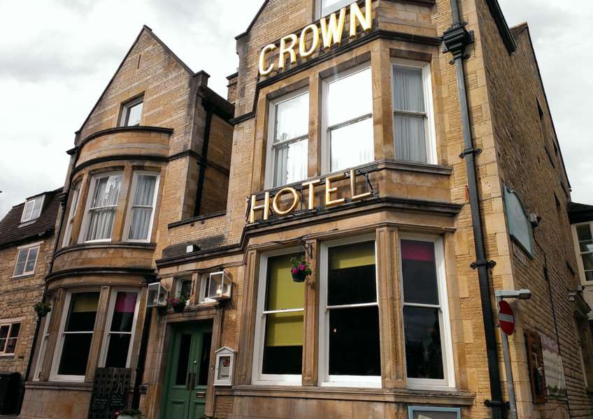 Brad Barnes dines at The Crown Hotel in Stamford