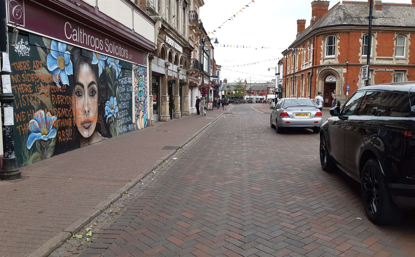 Concerns have been raised about a sewage smell in the Hall Place and Market Place, Spalding