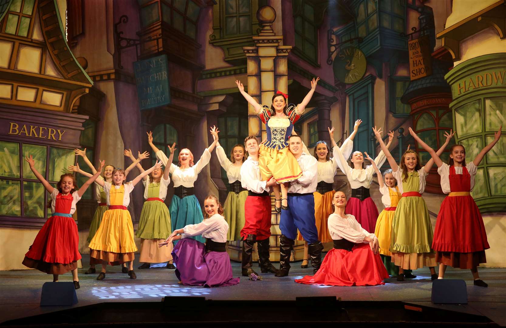 Lincoln New Theatre Royal Christmas panto, Snow White.
