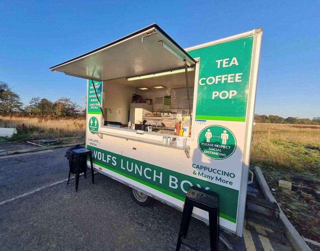 Wolfs Lunch Box catering van