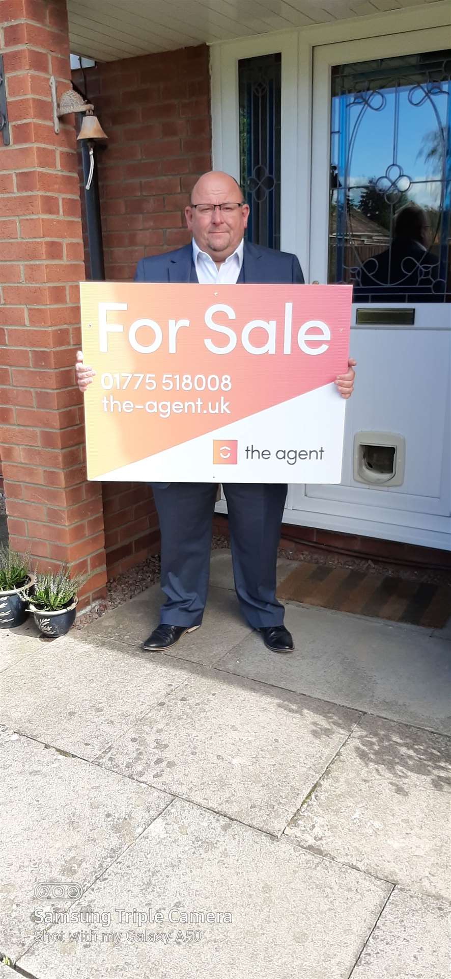 Bernard Snowden of The Agent (42167710)