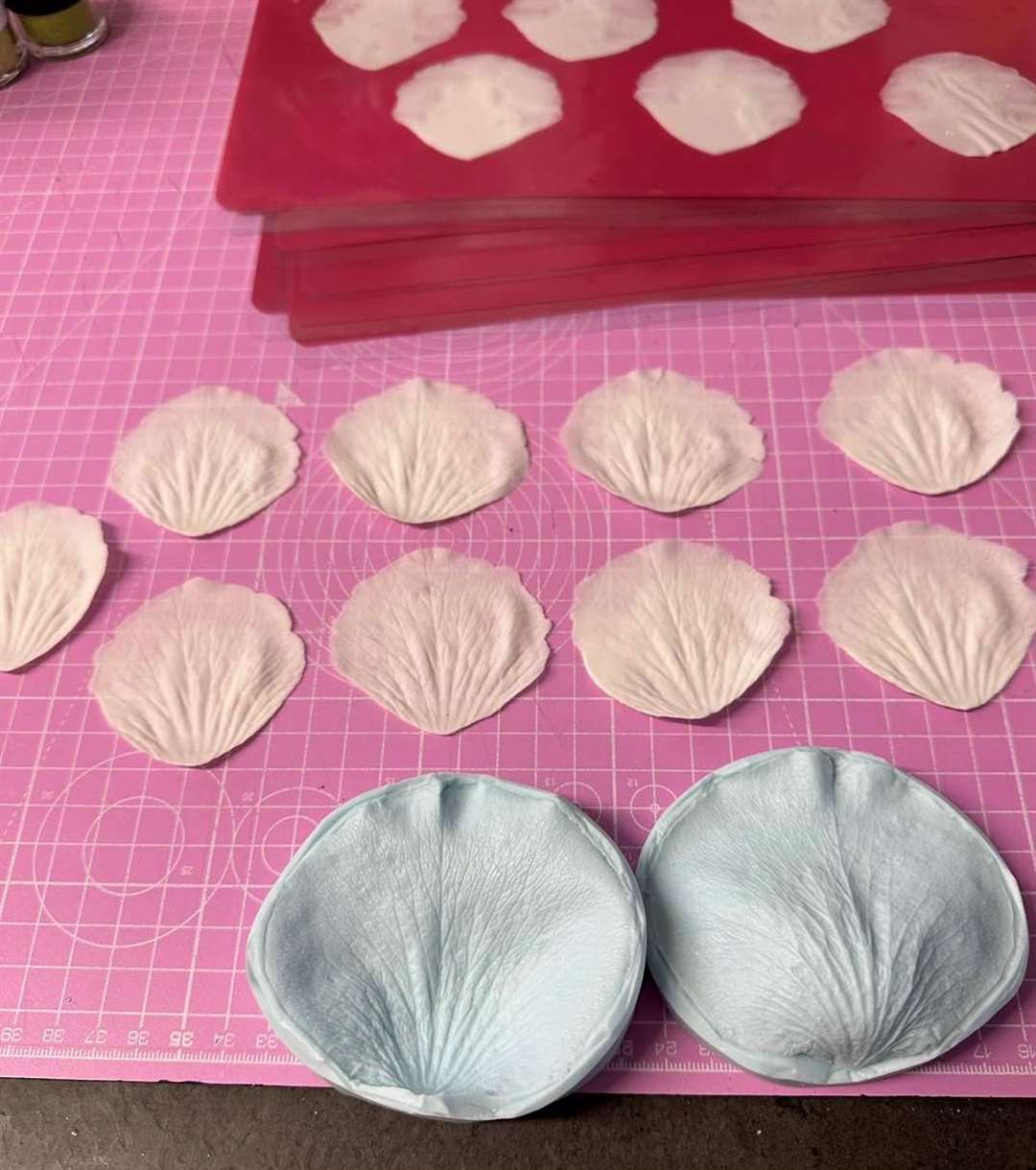 Lisa makes petals for the cake