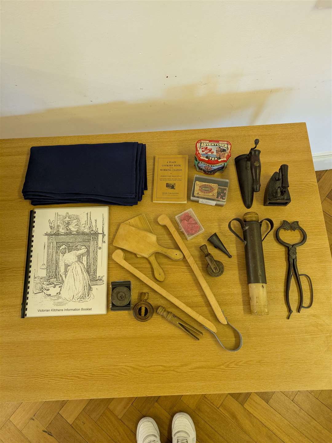The contents of the Victorian kitchen box.