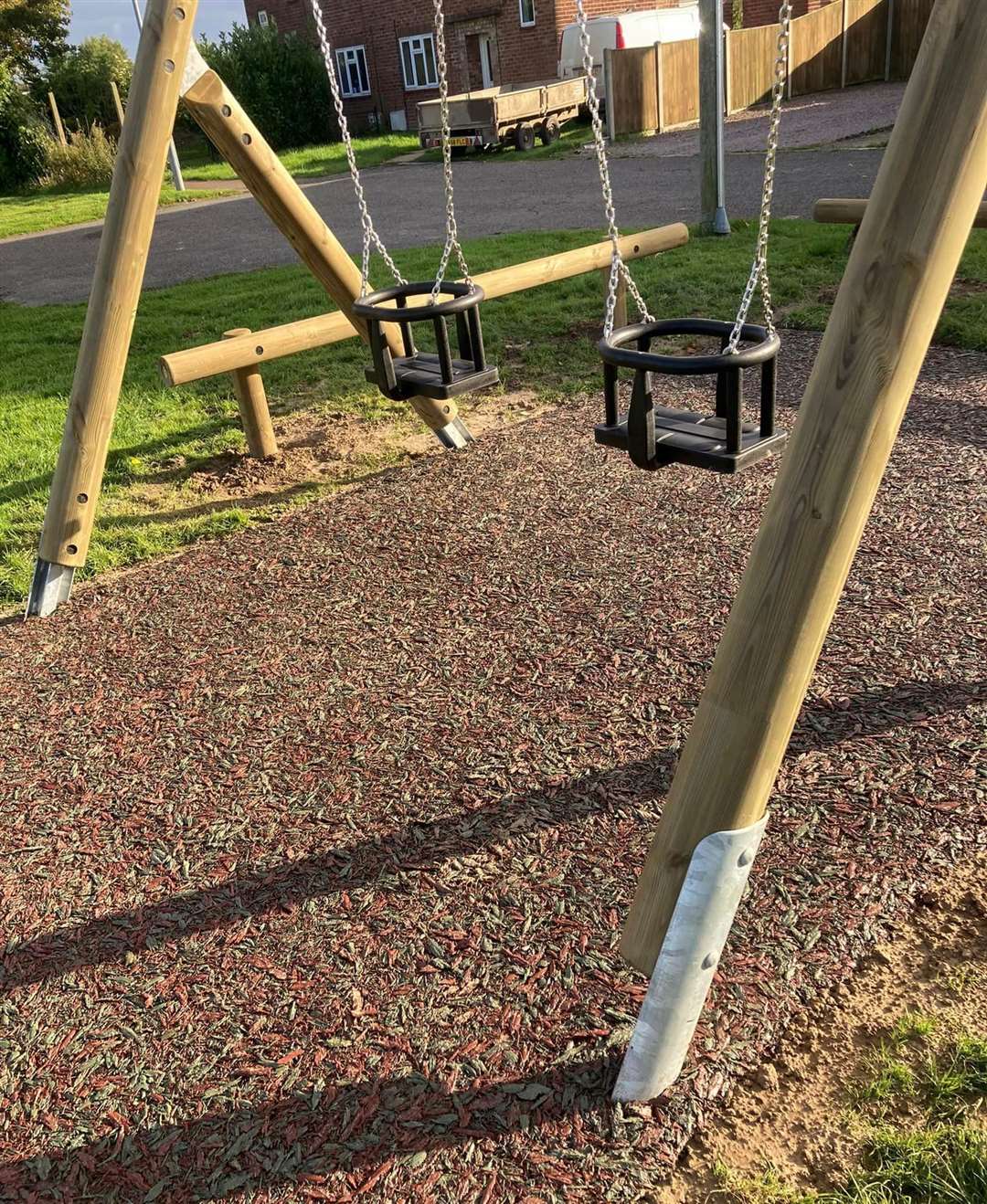 Quadring play park toddler swing