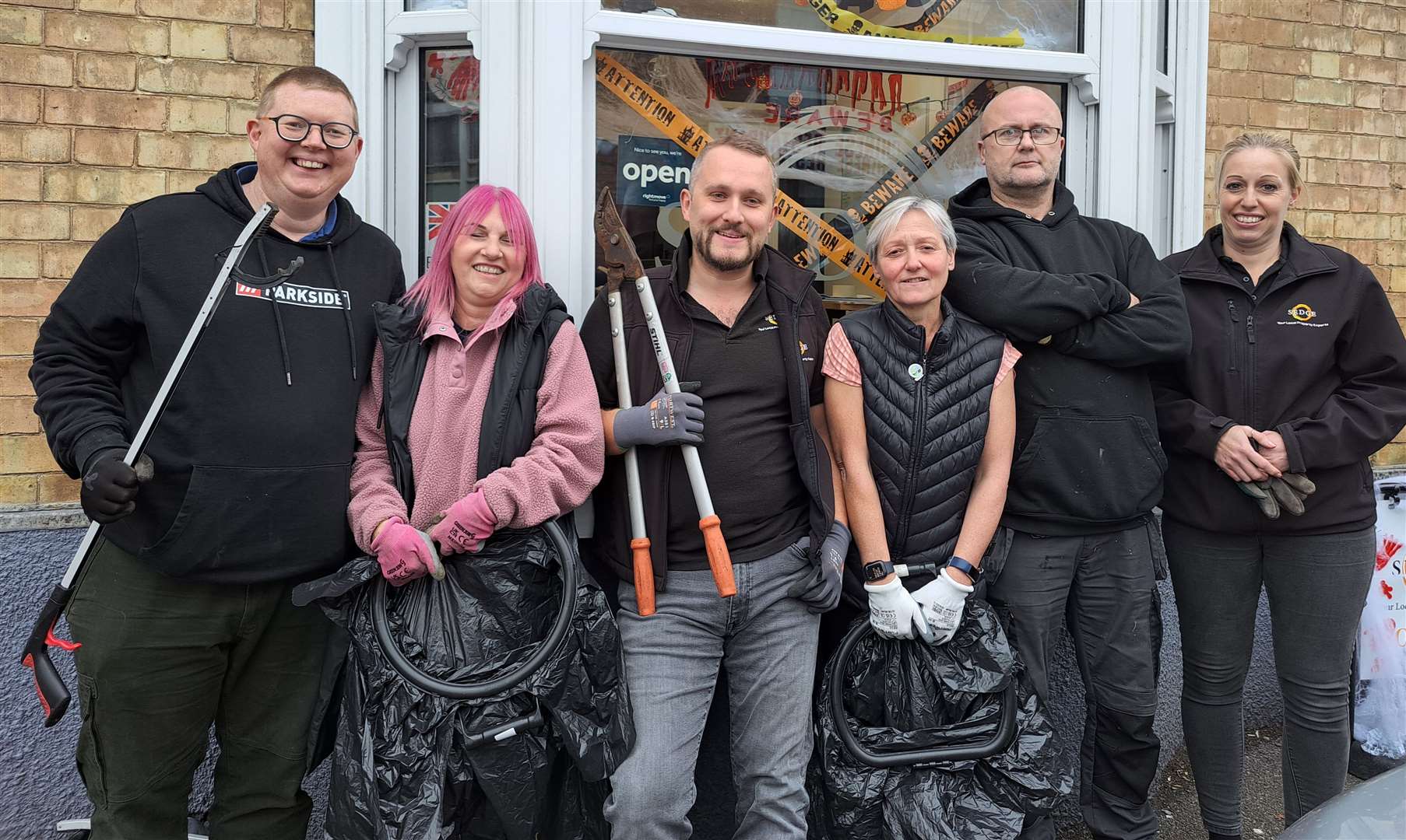 The community clear-up group