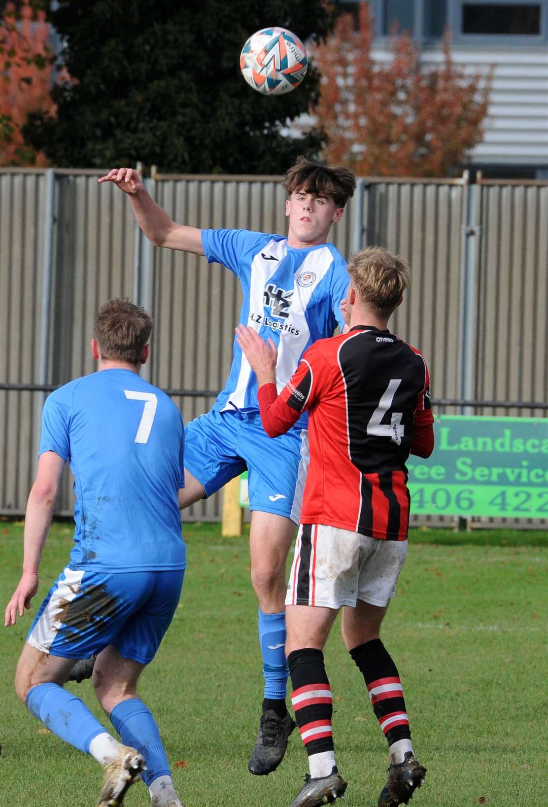 FA Vase action from Holbeach's home defeat to Droitwich Spa. Photo: Chris Lowndes
