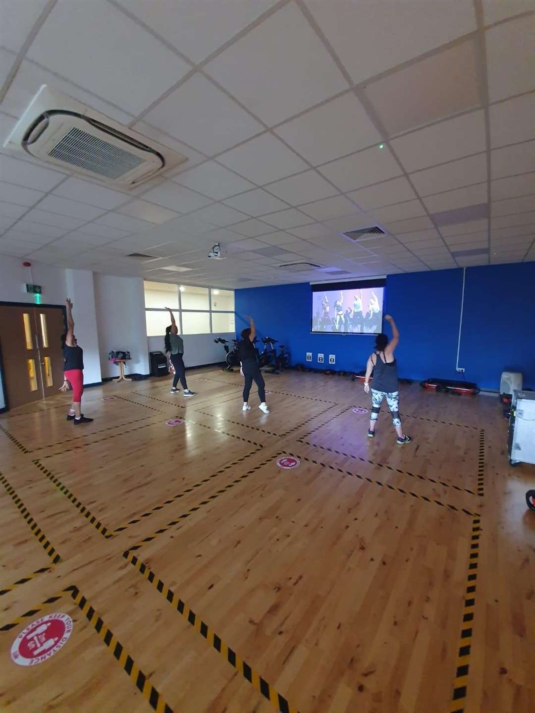 The new virtual group exercise studio (40855223)