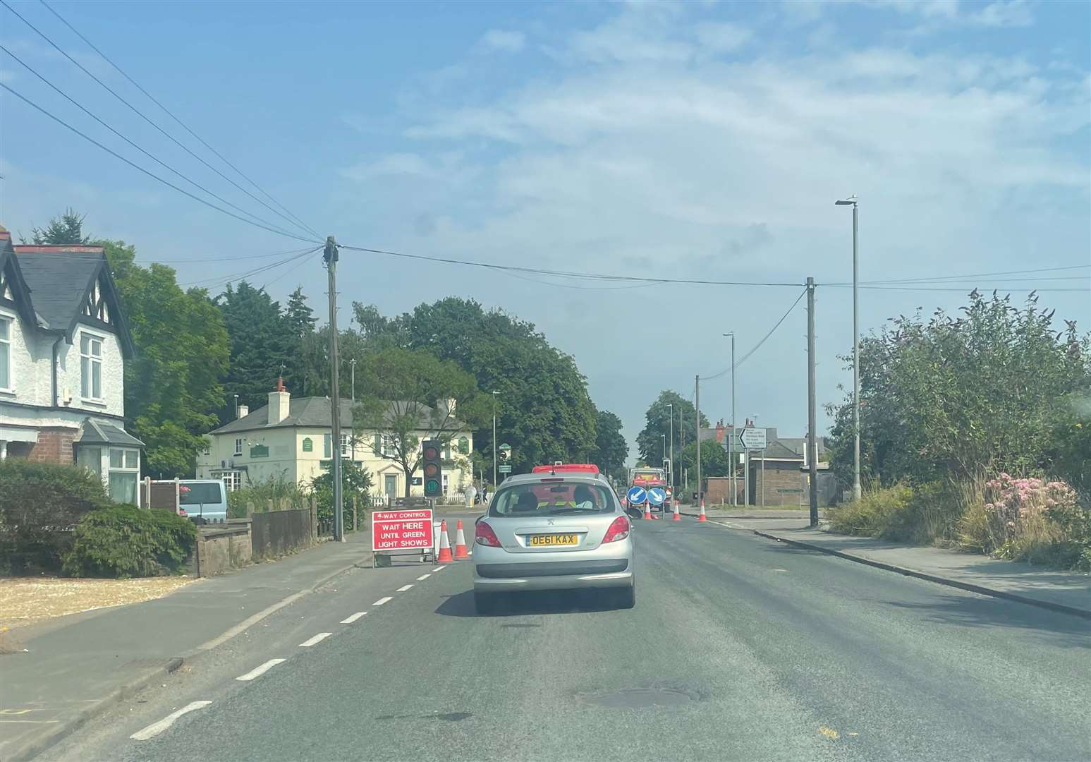 Tailbacks in Pinchbeck due to the temporary lights near the Bull