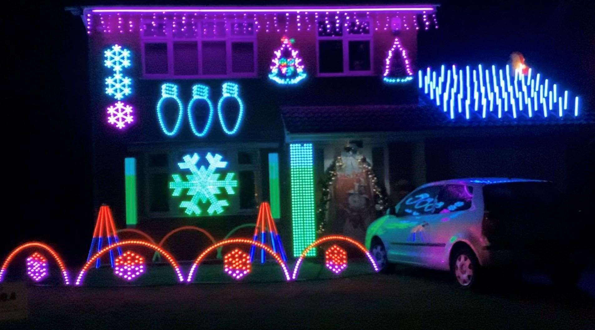 Steve Marriot started decorating his house during lockdown to put a smile on people's faces