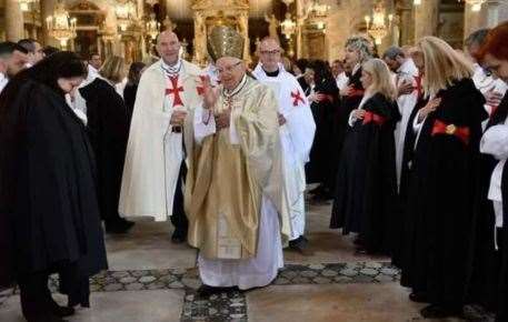 Cardinal Moterisi with his beloved Templars
