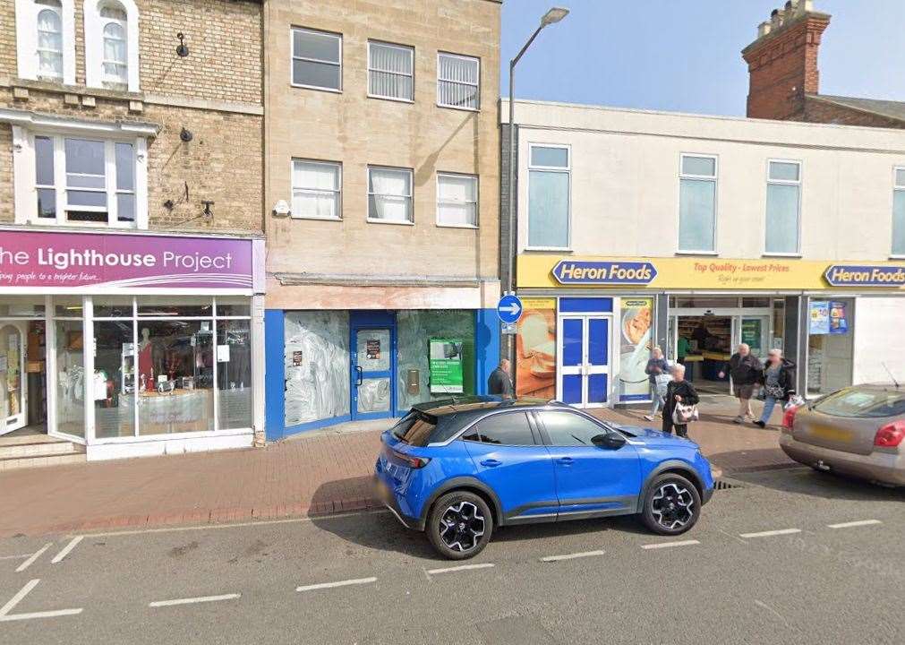 The former building society unit will become a restaurant and flats. Image: Google