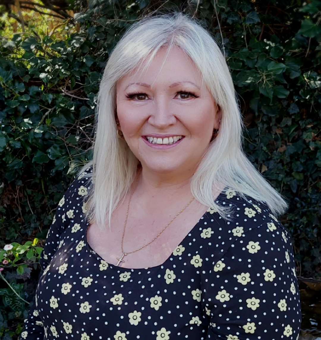 Coun Angie Harrison is calling for a roundabout