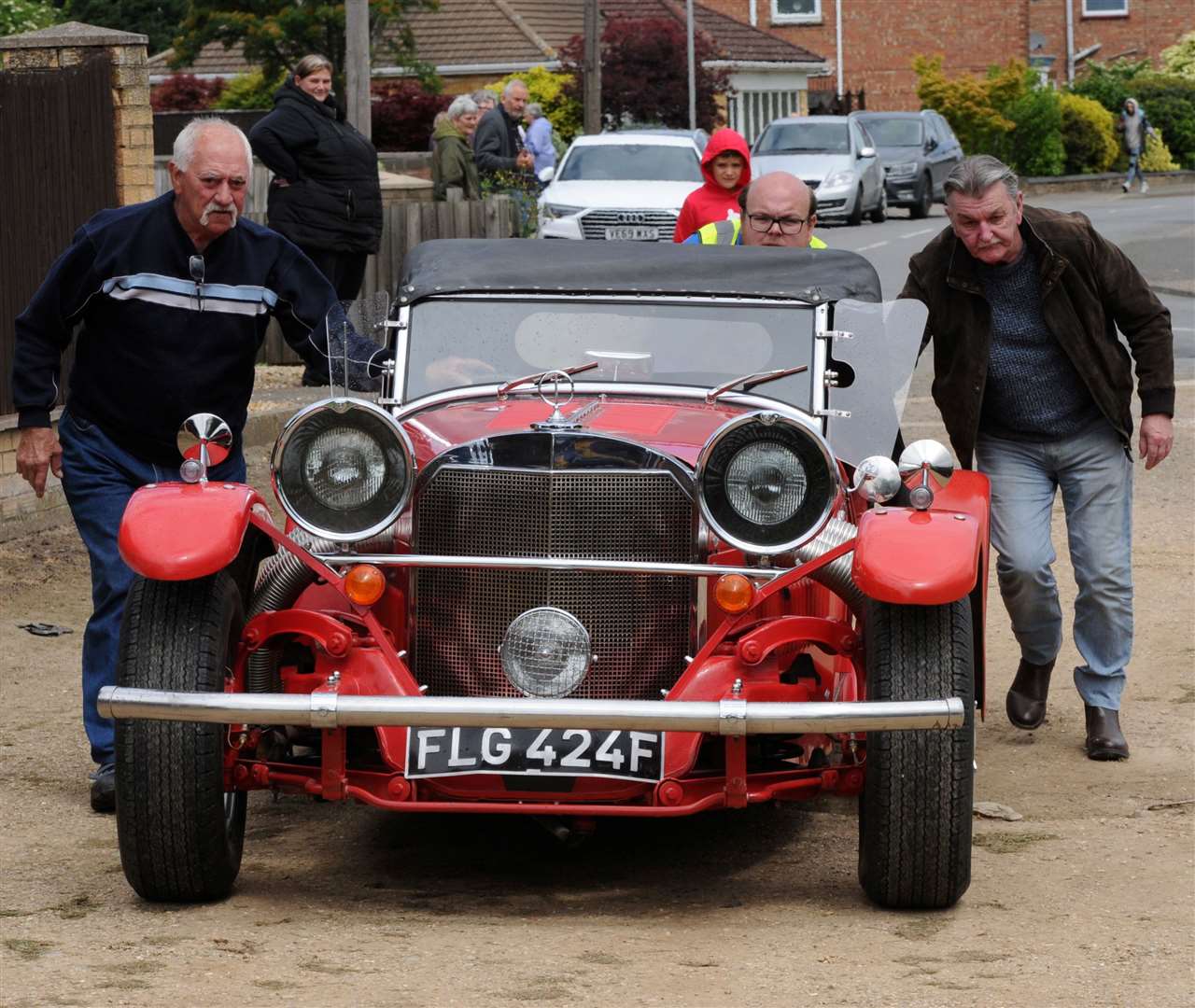 Giving a vintage car a helping hand