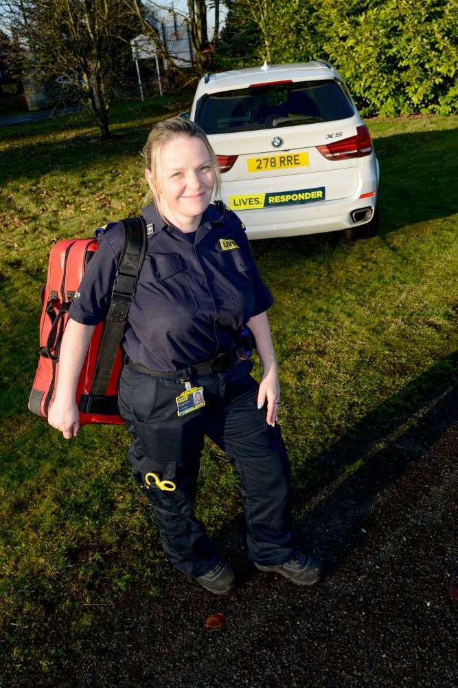 LIVES volunteer first responder (51730639)