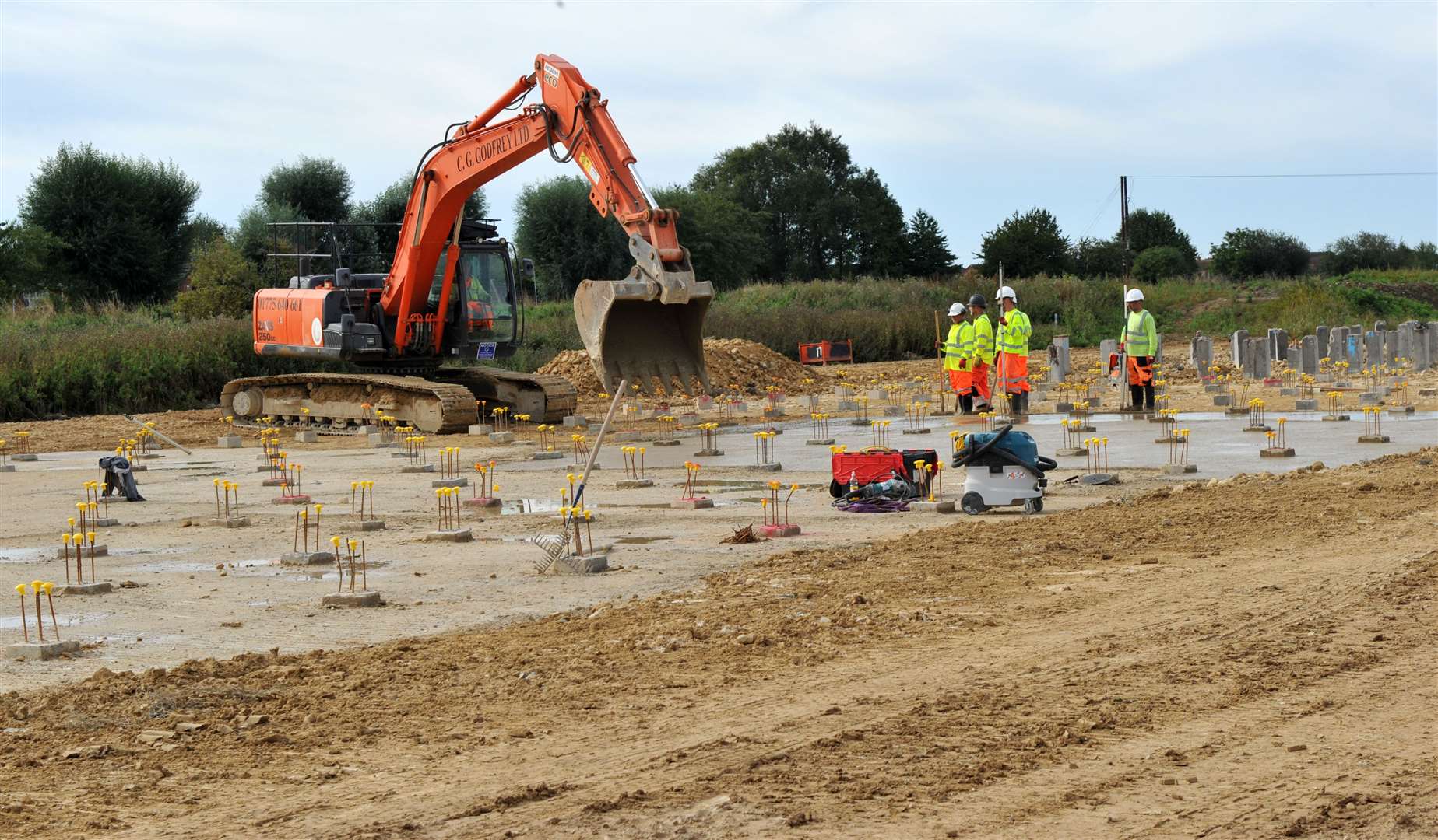 Construction workers create Spalding Western Relief Road