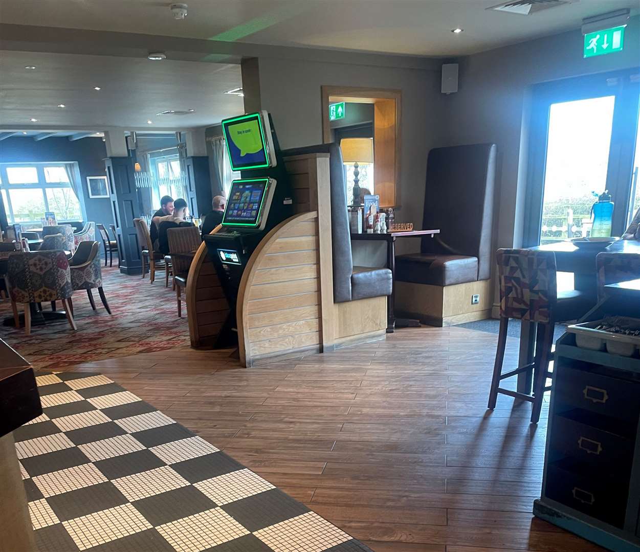 The Tulip Queen is a Marston's restaurant and pub