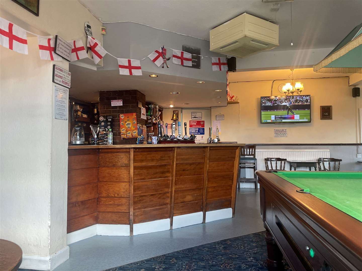 The bar at the White Horse