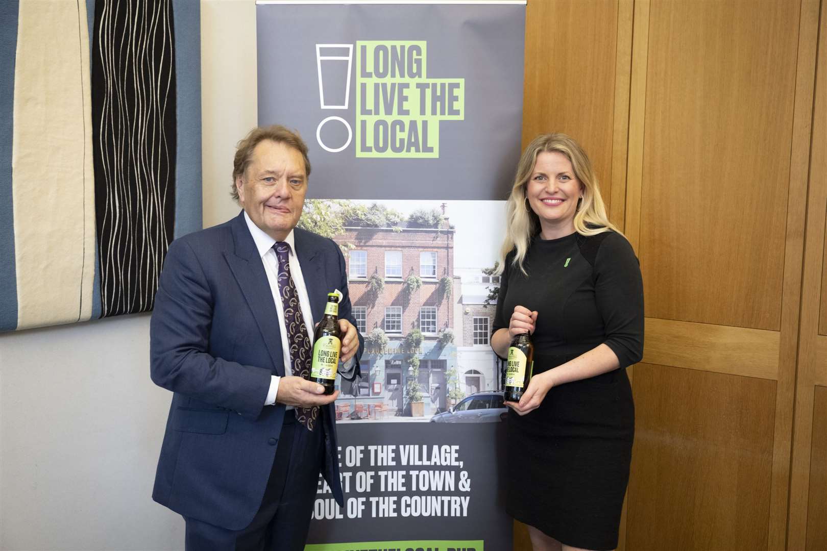 Sir John Hayes is supporting the ‘Long Live the Local’ campaign (52784595)