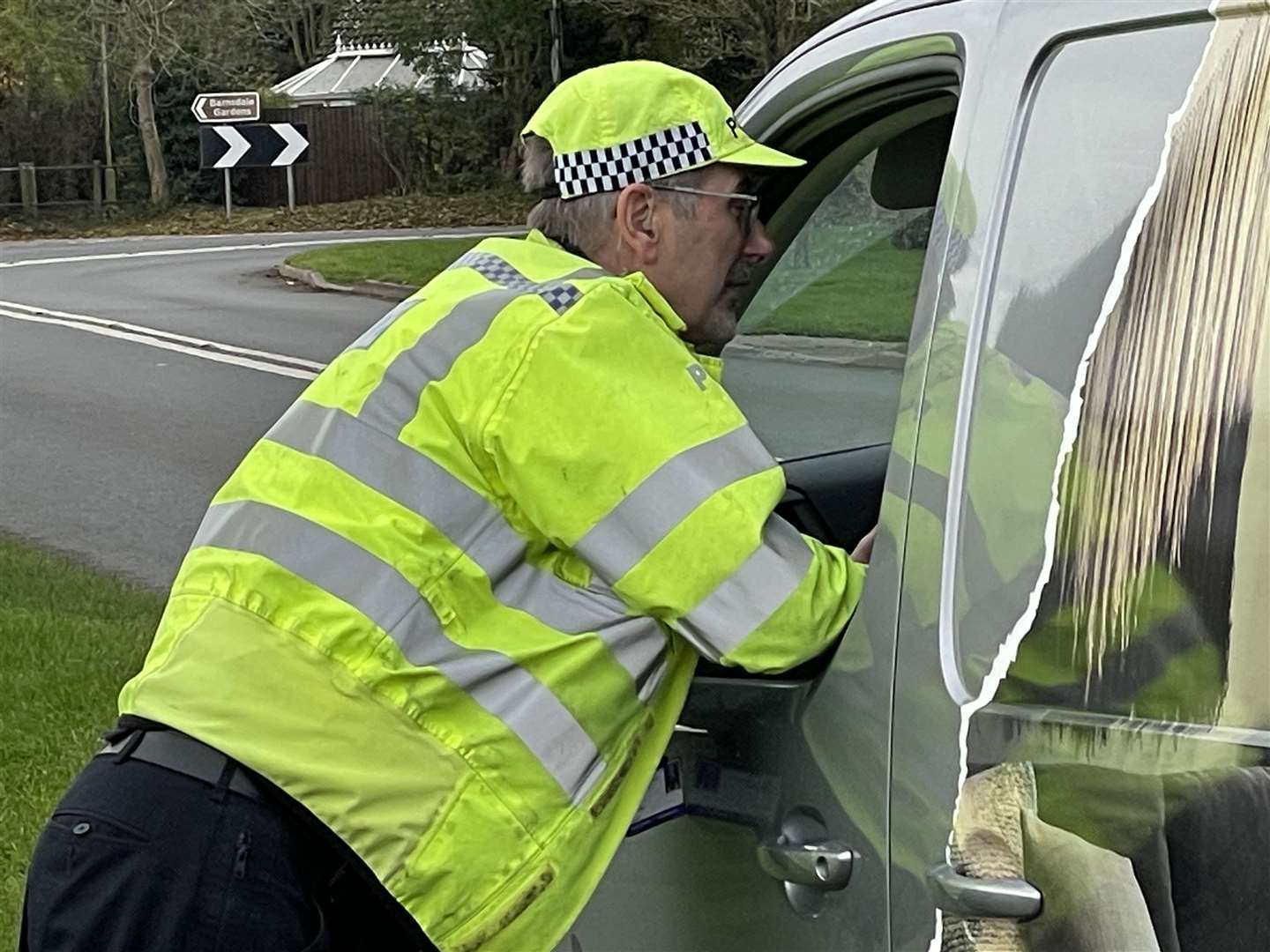 PC Pete Icke aving a word with a speeding motorist