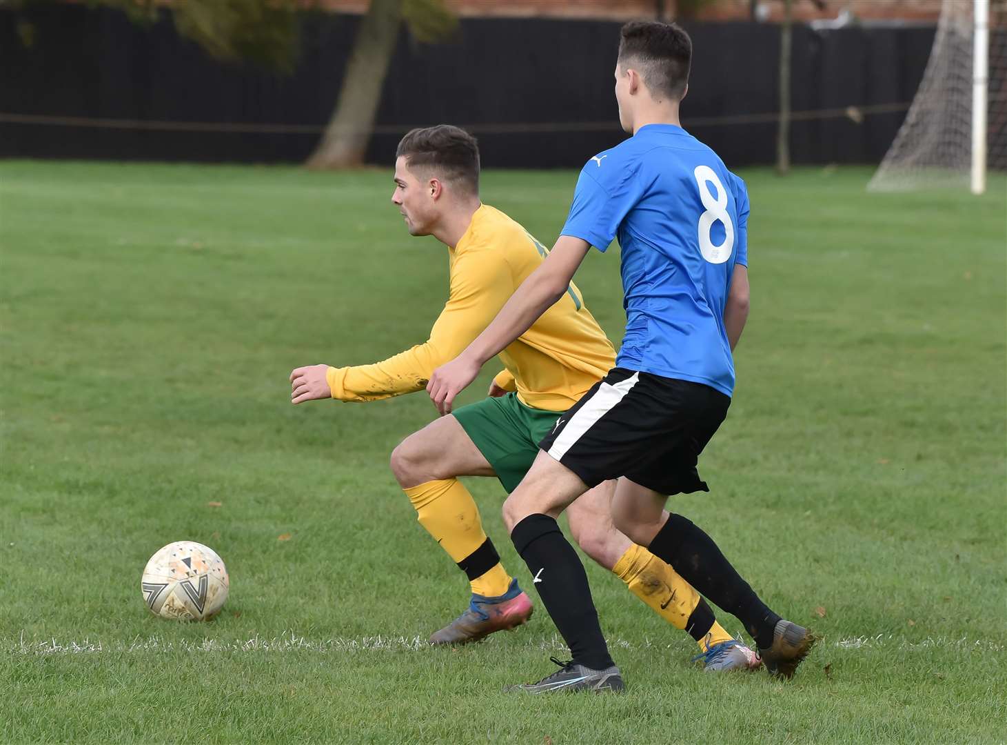 Uppingham (blue) v Oakham, Peterborough League Premier Division. Picture: David Pearson (53017297)