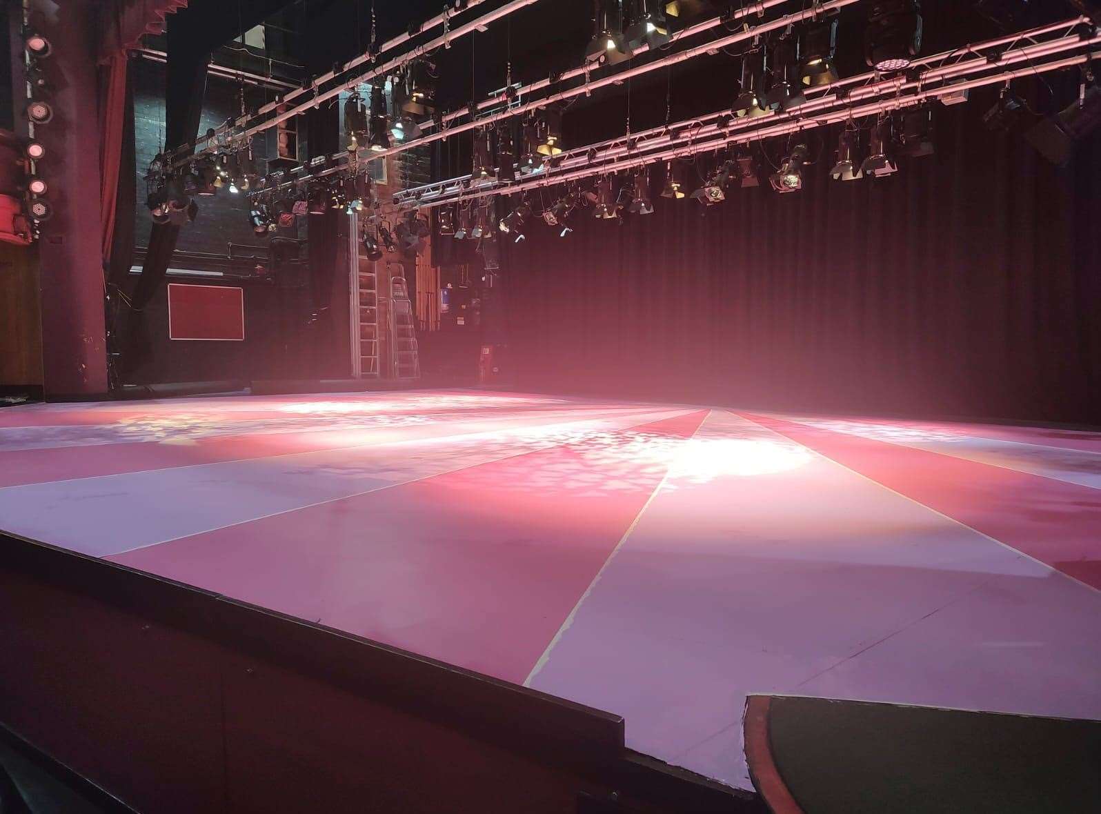 The stage is set...