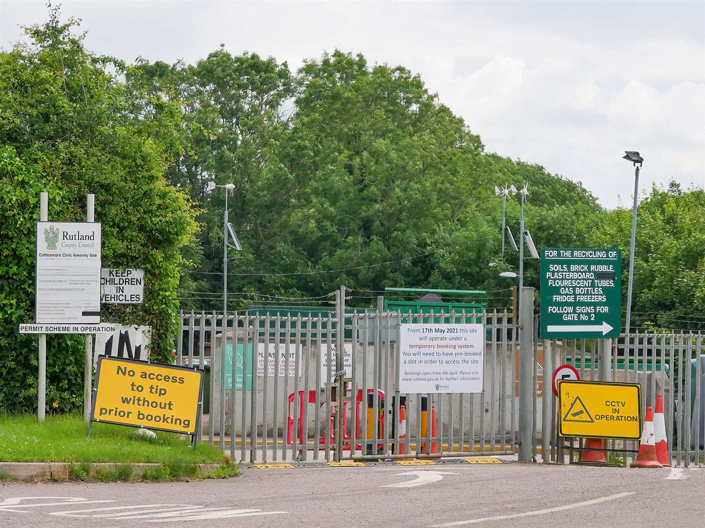 Allan Grey took this photo of a locked Cottesmore tip