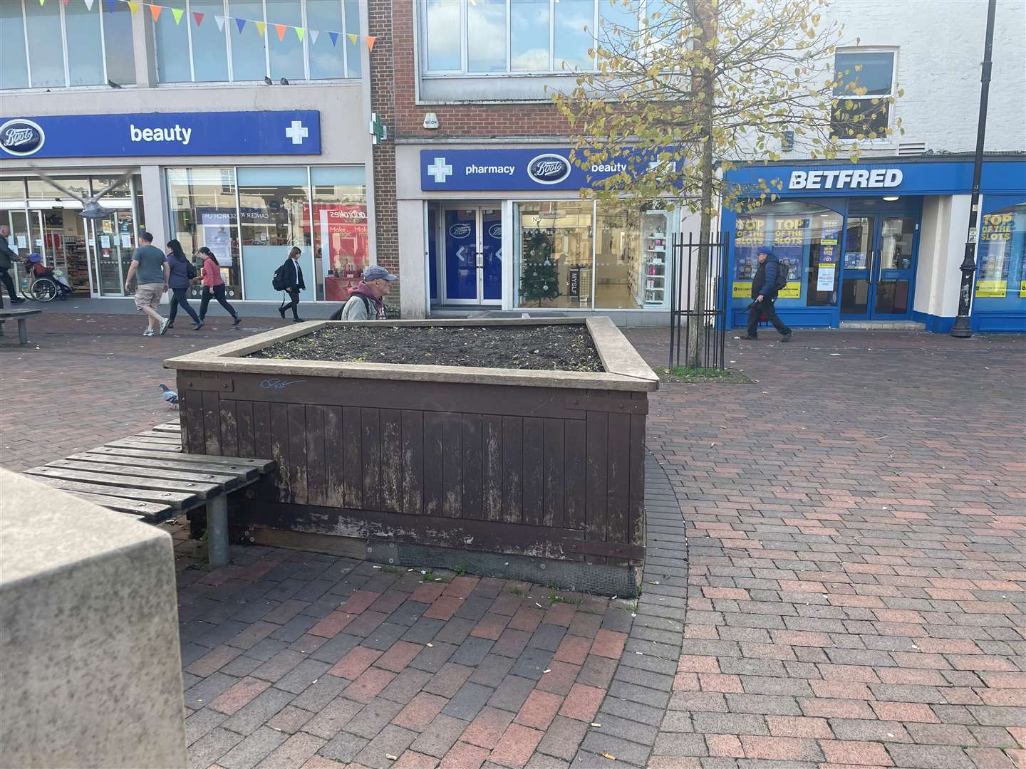 One reader argued the planters look bare for too much of the year