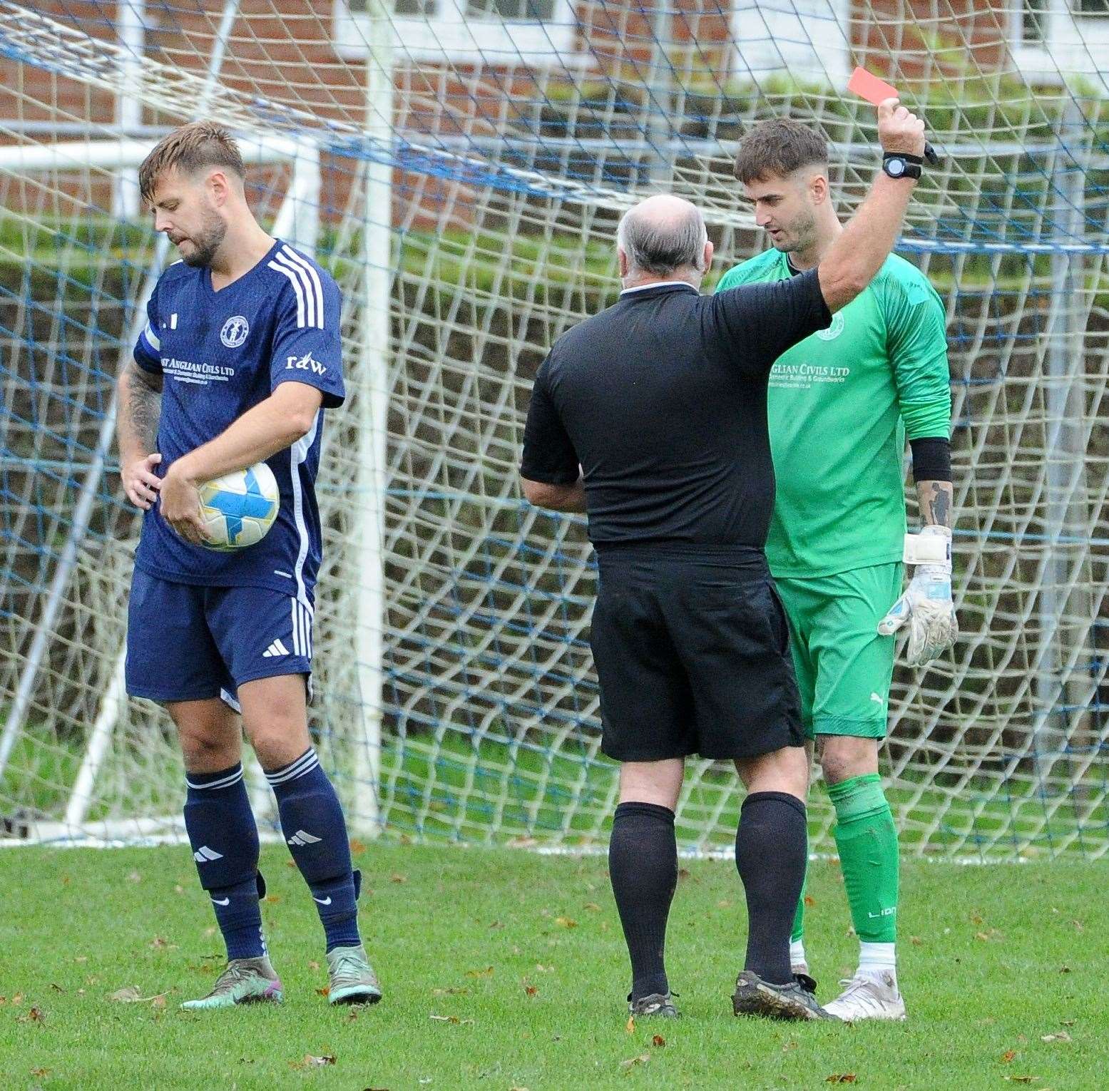 Goalkeeper Brendan Taylor is sent off Photo: Chris Lowndes