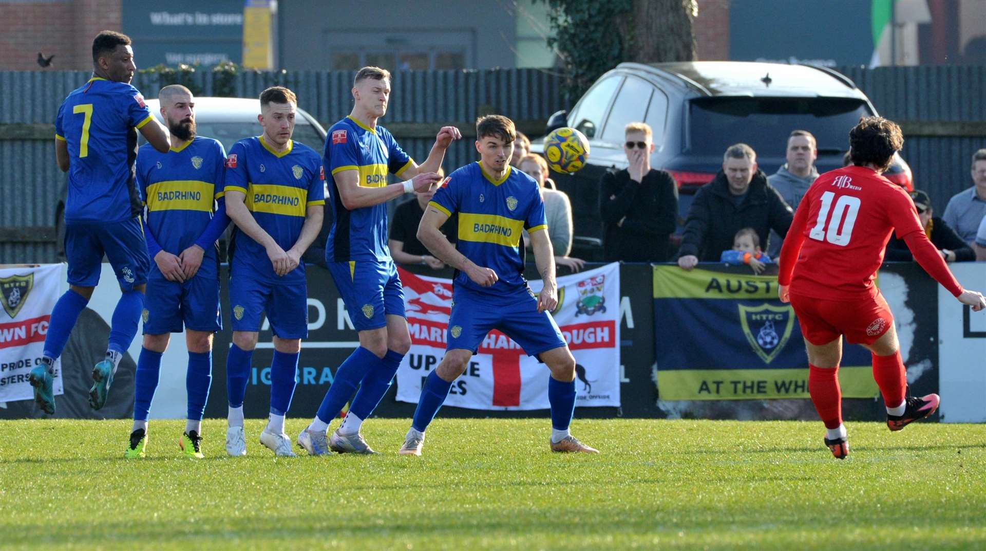 Spalding block a Ben Stephens free-kick. Photo: Chris Lowndes