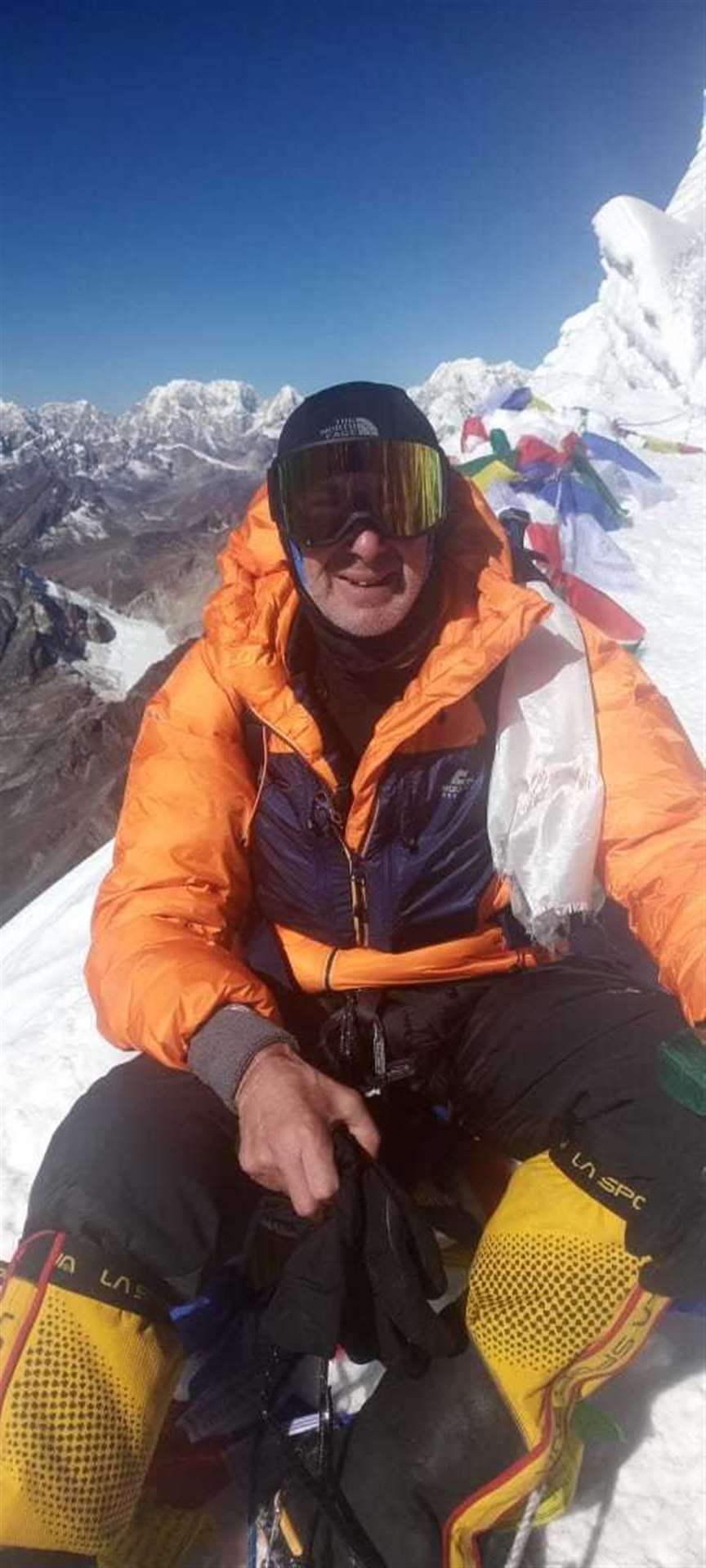 Ian adapted well to the challenging altitude and conditions that mountaineers face (61028320)