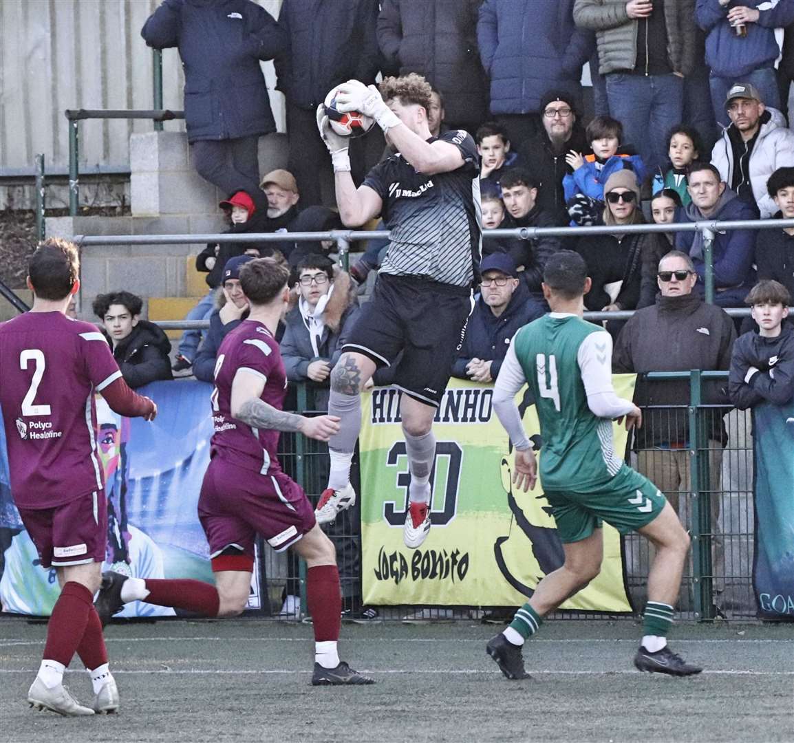 Goalkeeper Dan Swan. Photo: Dave Mears