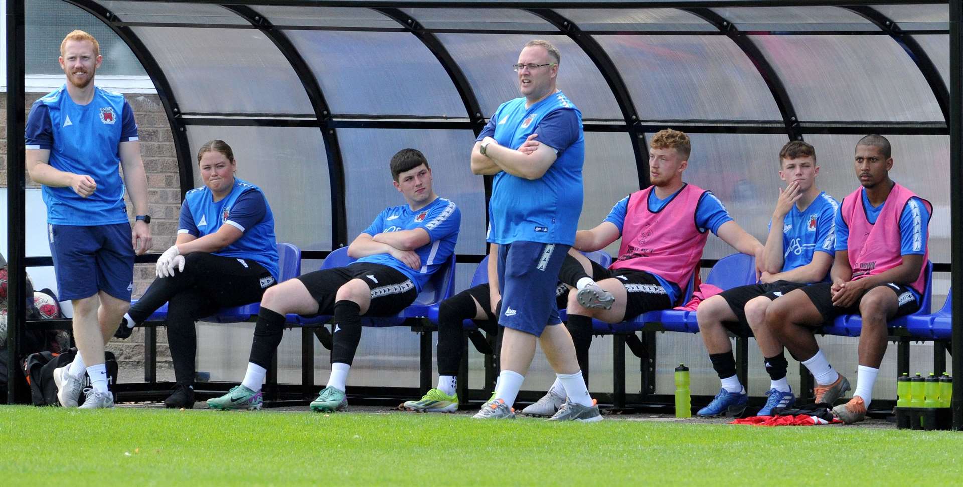 The Pinchbeck bench look on. Photo: Chris Lowndes